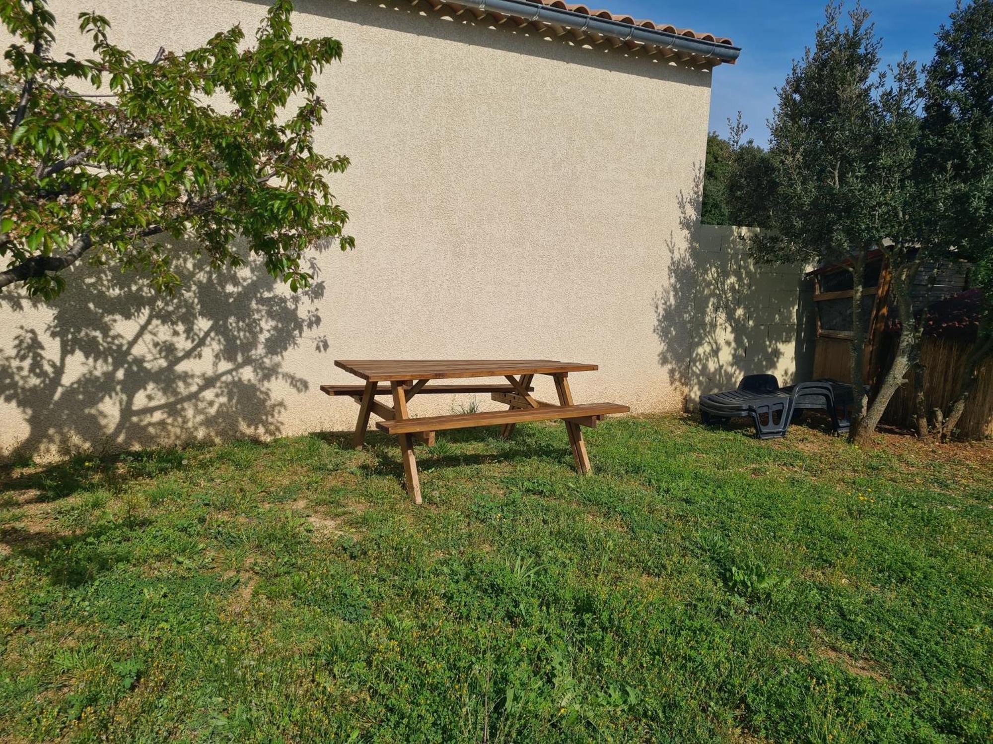Hotel Le Petit Chene Orgnac-lʼAven Esterno foto